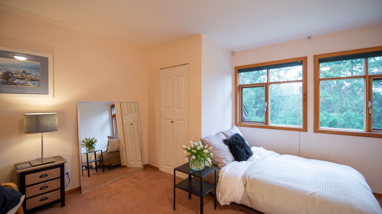 Photo of Bedroom in Bowen Island