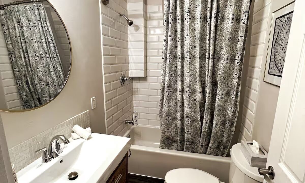 Photo of Bathroom in Crawford