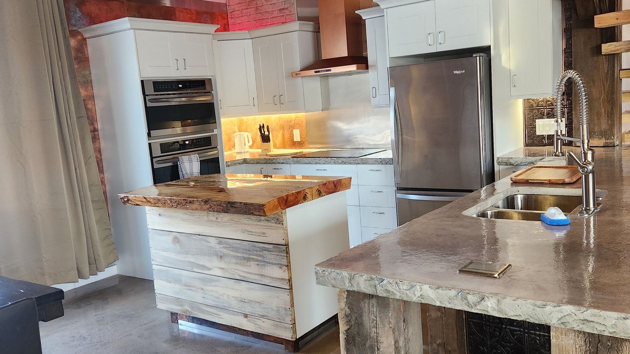 Photo of Kitchen in New Bothwell