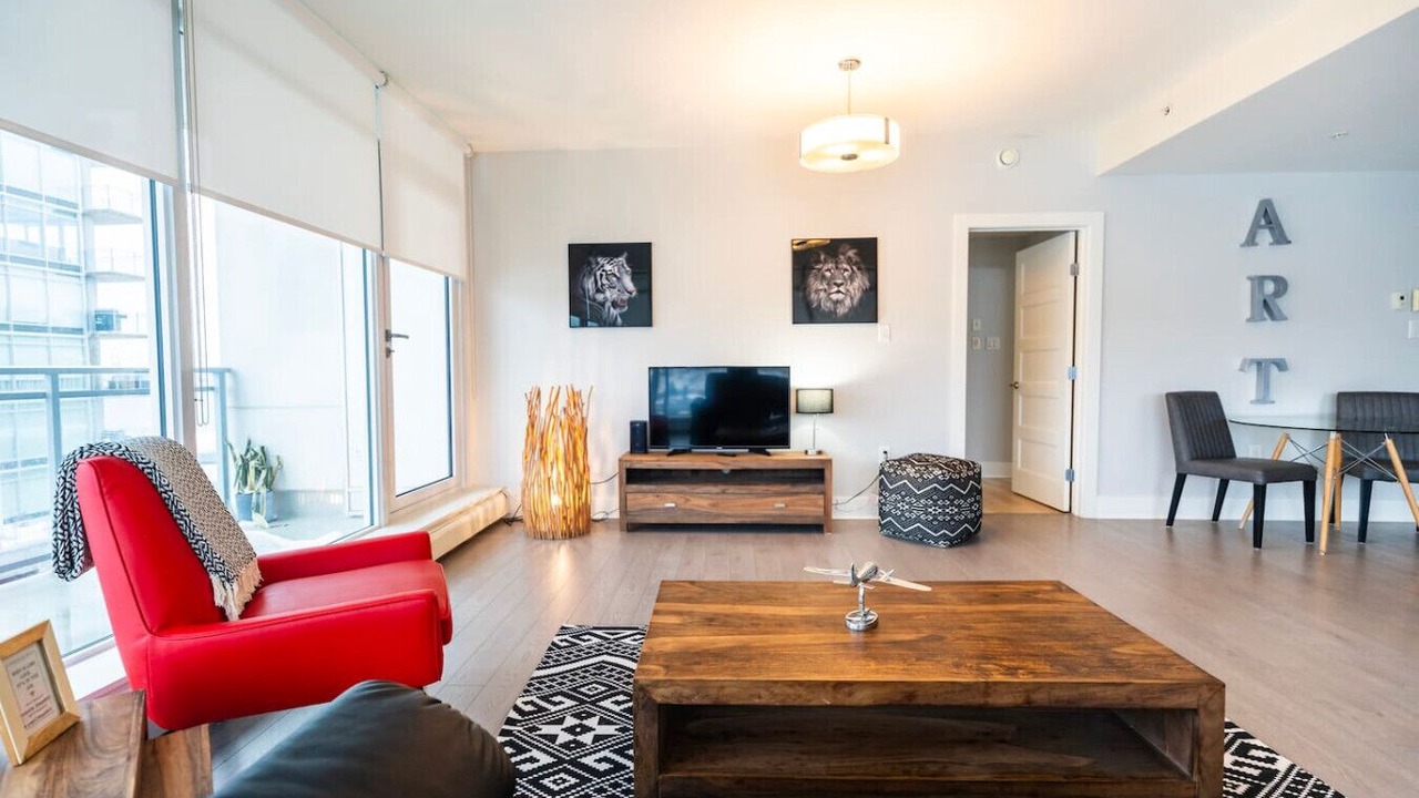 Photo of Livingroom in Downtown