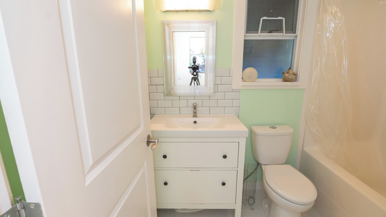 Photo of Bathroom in Walnut Grove
