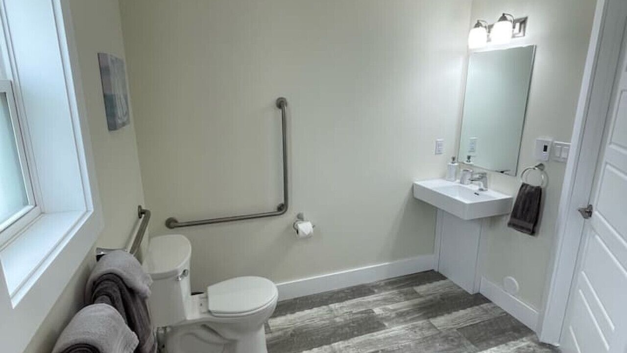 Photo of Bathroom in Colindale