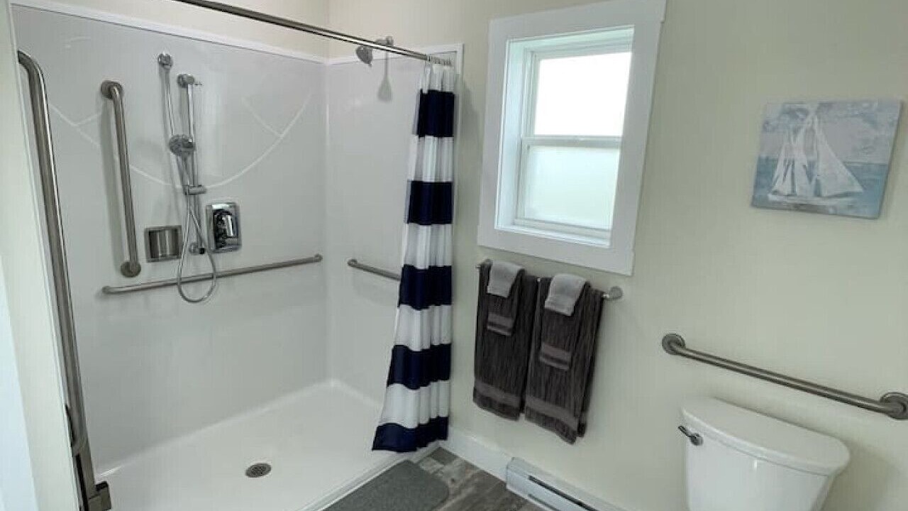 Photo of Bathroom in Colindale
