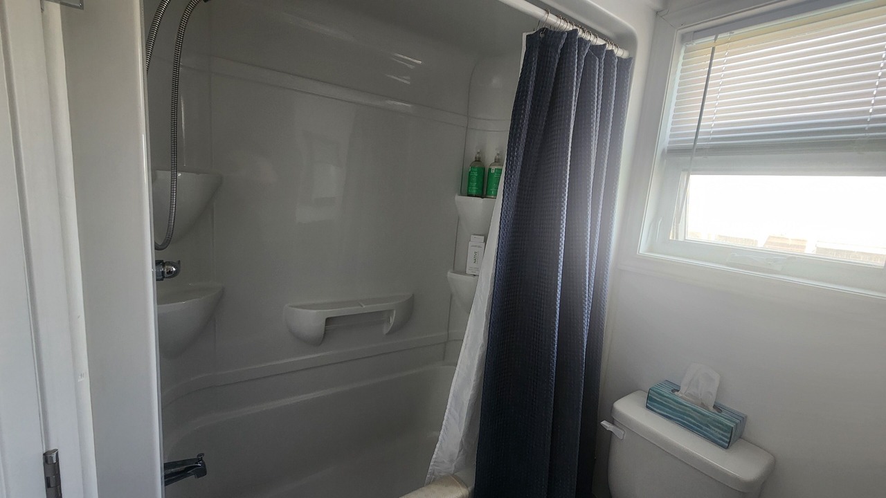 Photo of Bathroom in Cap-Bateau