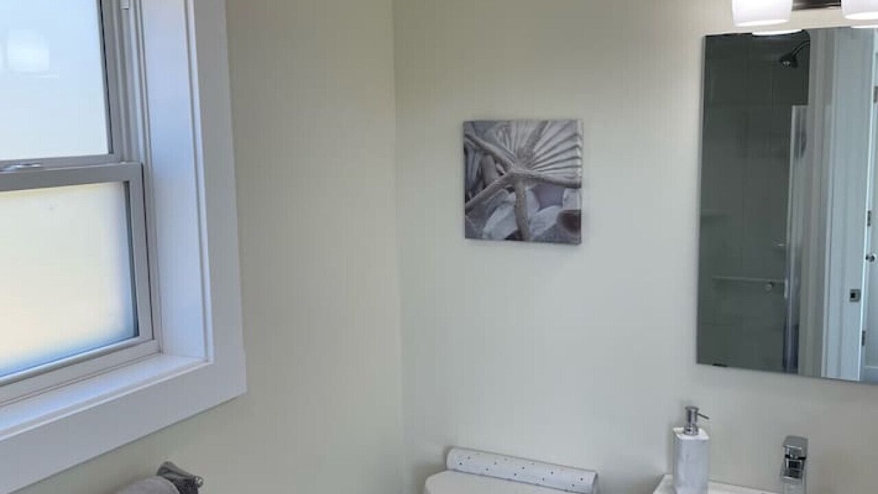 Photo of Bathroom in Colindale