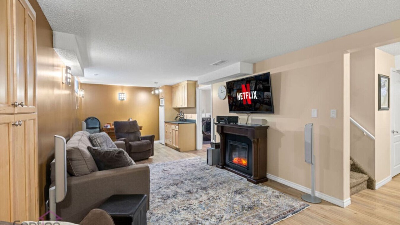 Photo of Livingroom in West Edmonton