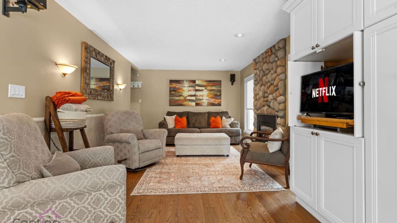 Photo of Livingroom in West Edmonton