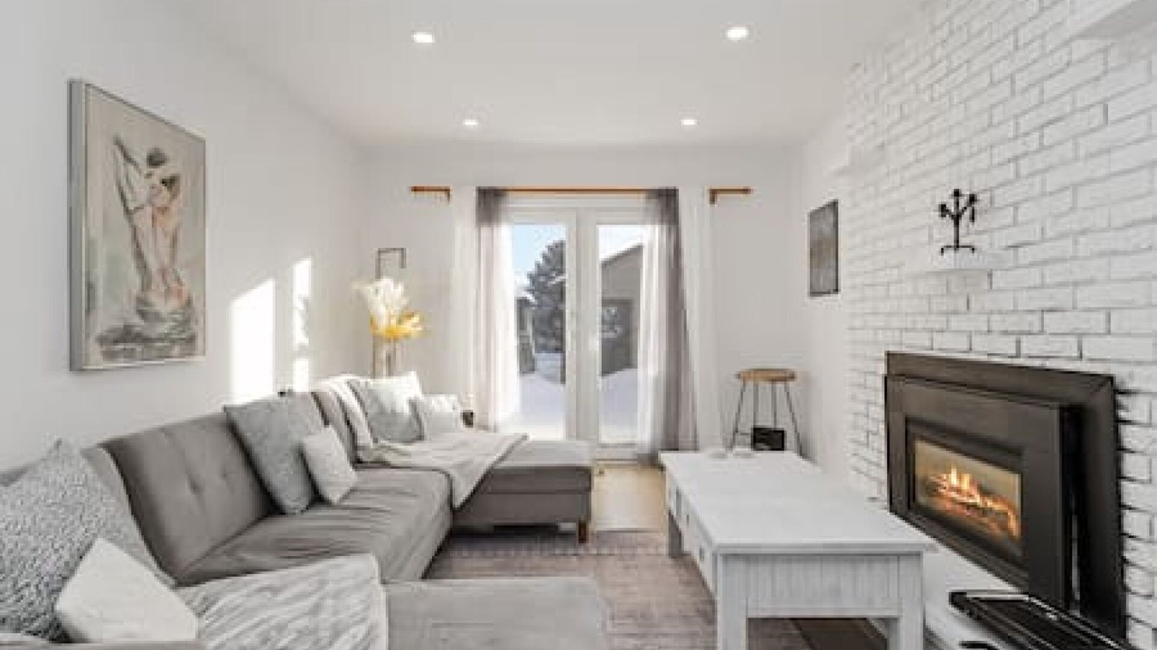 Photo of Livingroom in Whitby