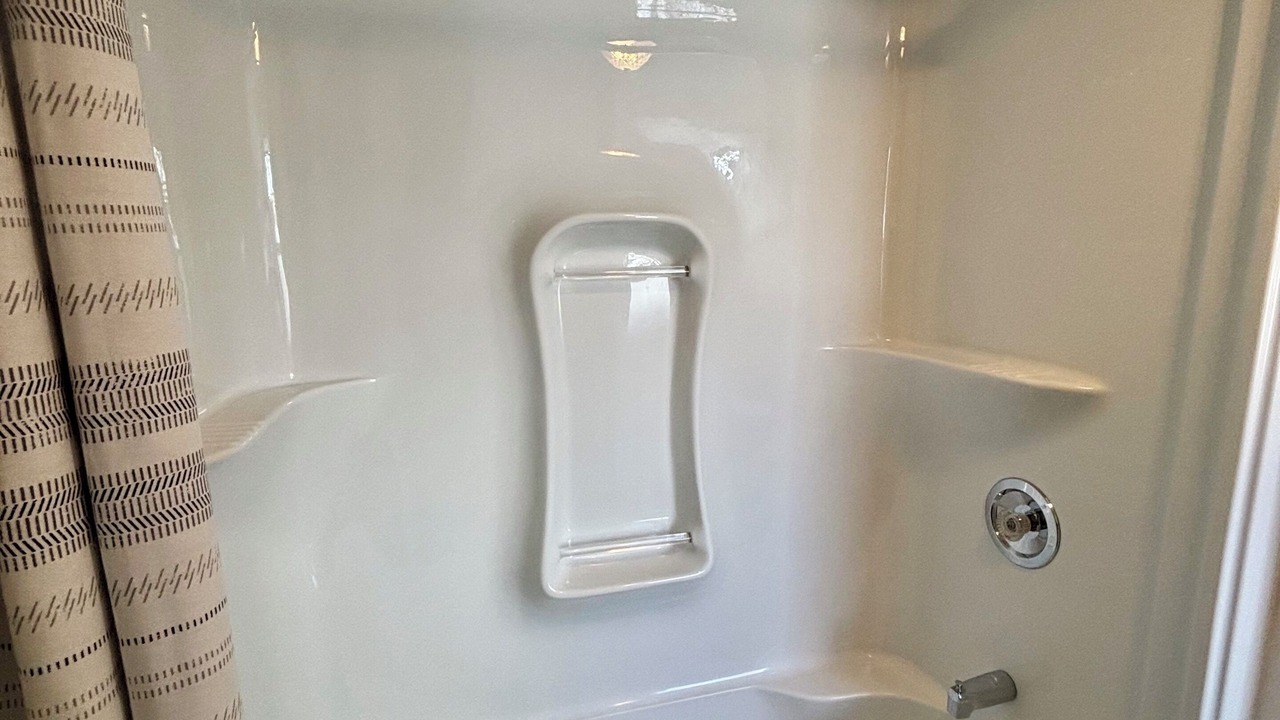 Photo of Bathroom in Queens Square