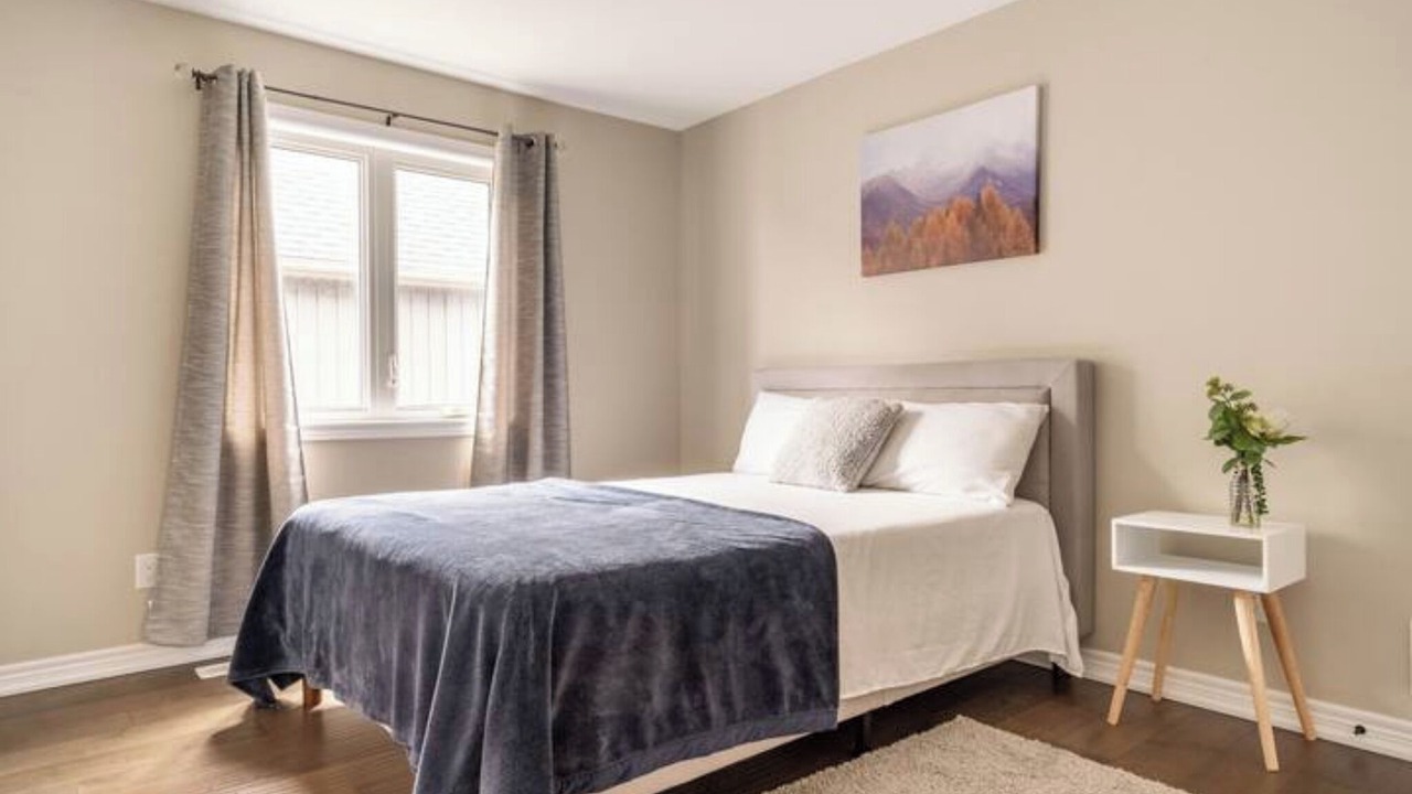 Photo of Bedroom in Welland