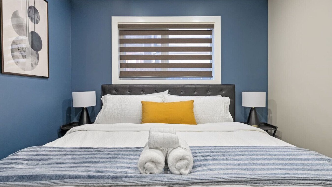 Photo of Bedroom in Lower Mount Royal