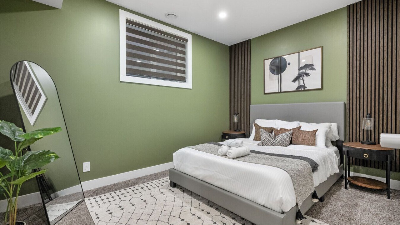 Photo of Bedroom in Lower Mount Royal