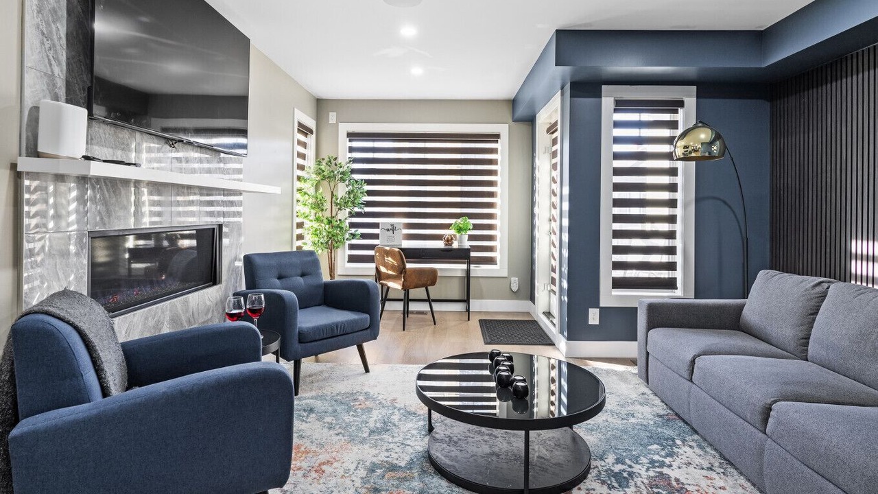 Photo of Livingroom in Lower Mount Royal