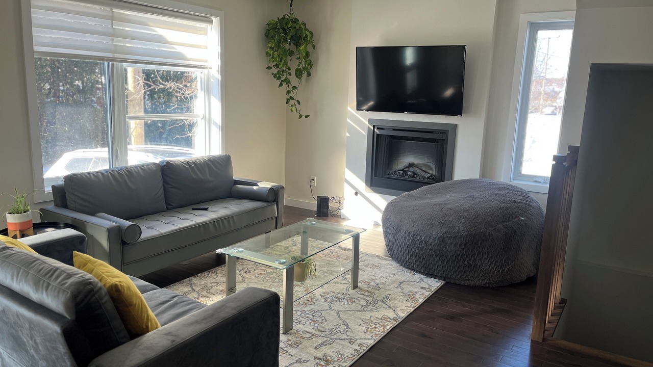 Photo of Livingroom in Sainte-Marthe-sur-le-Lac