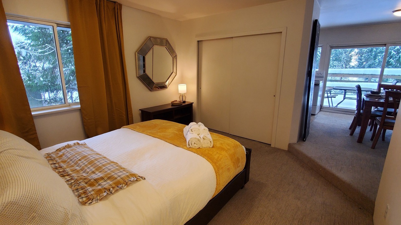 Photo of Bedroom in Hollyburn