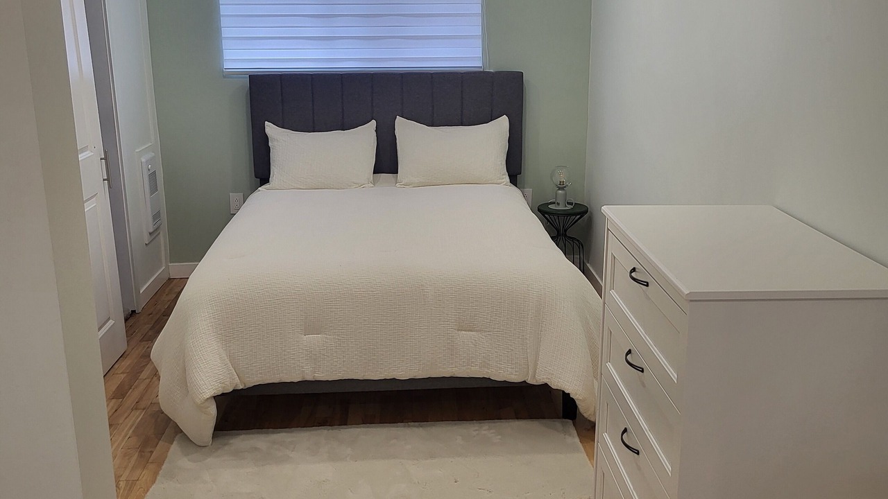 Photo of Bedroom in Nouveau-Rosemont