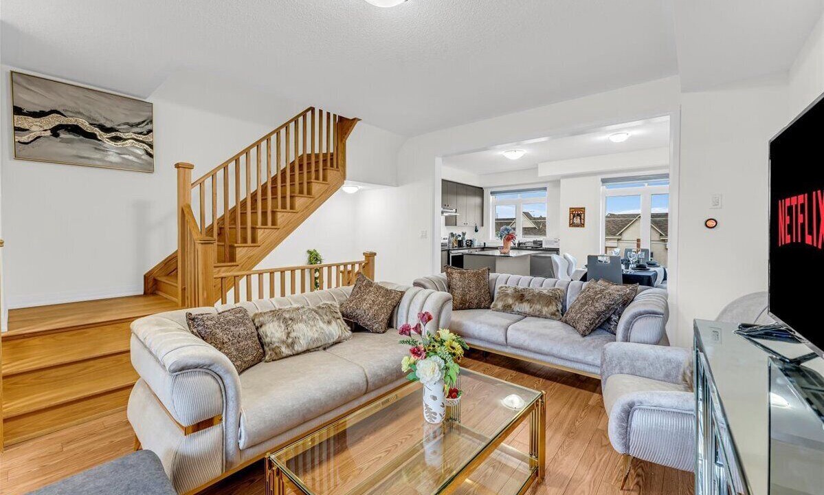 Photo of Livingroom in Brampton