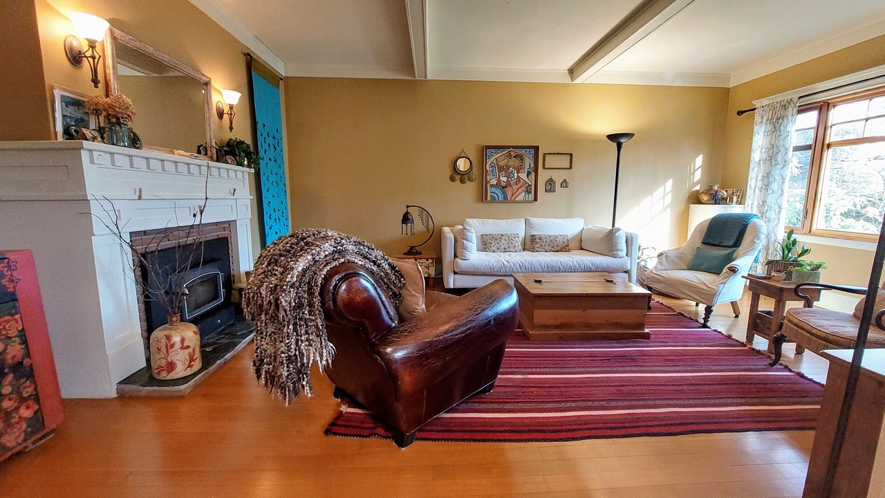 Photo of Livingroom in Kitsilano