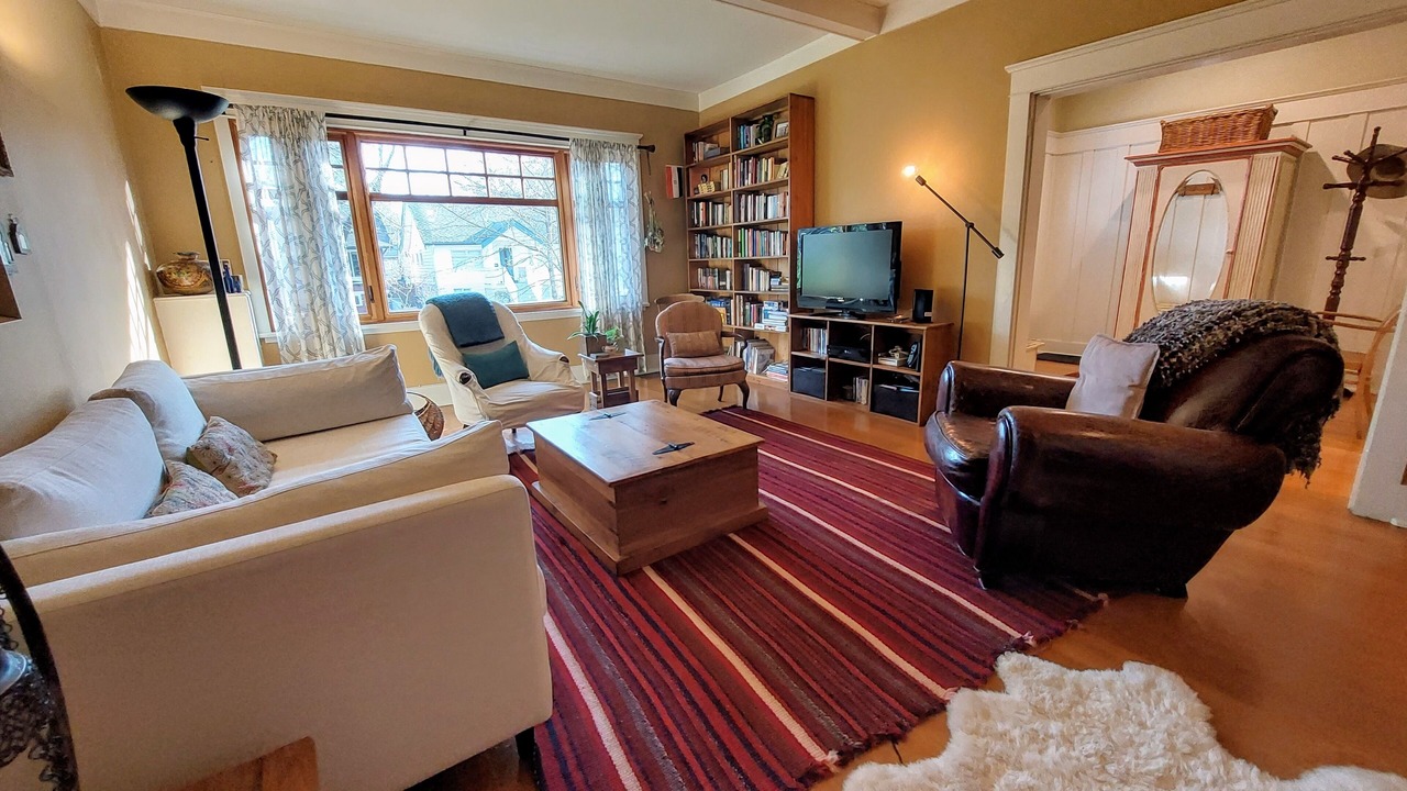 Photo of Livingroom in Kitsilano