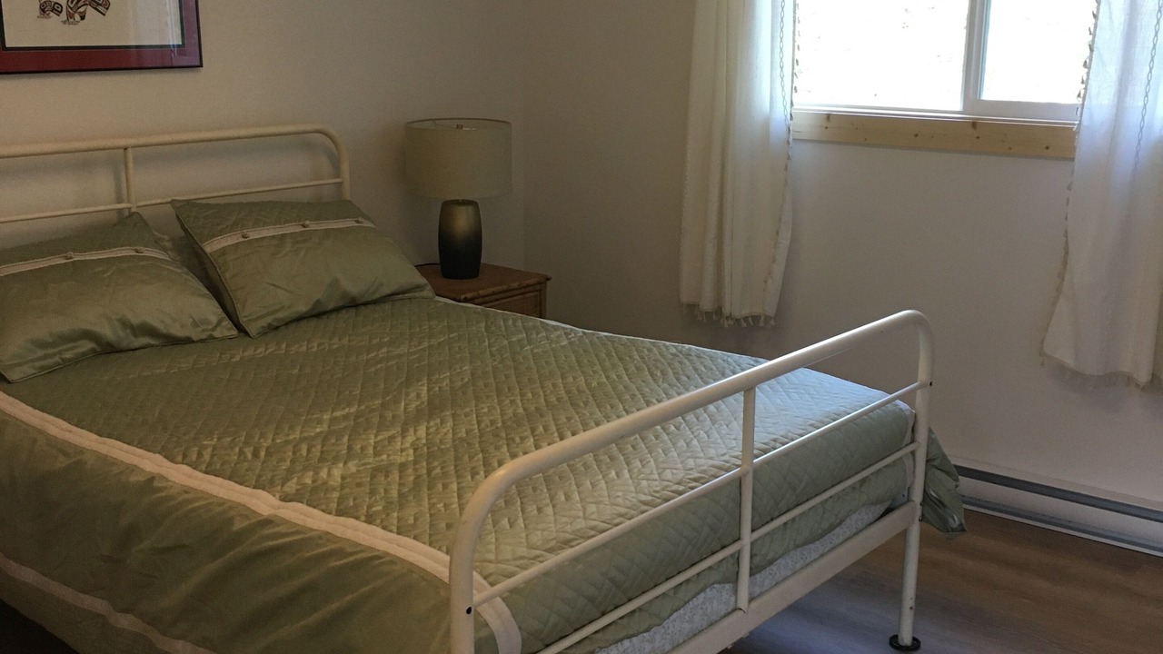 Photo of Bedroom in Mayne Island