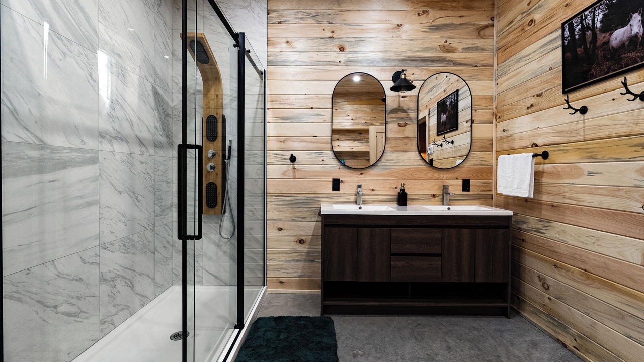 Photo of Bathroom in Saint-Philemon