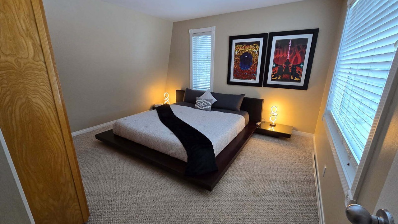 Photo of Bedroom in Whitehorse