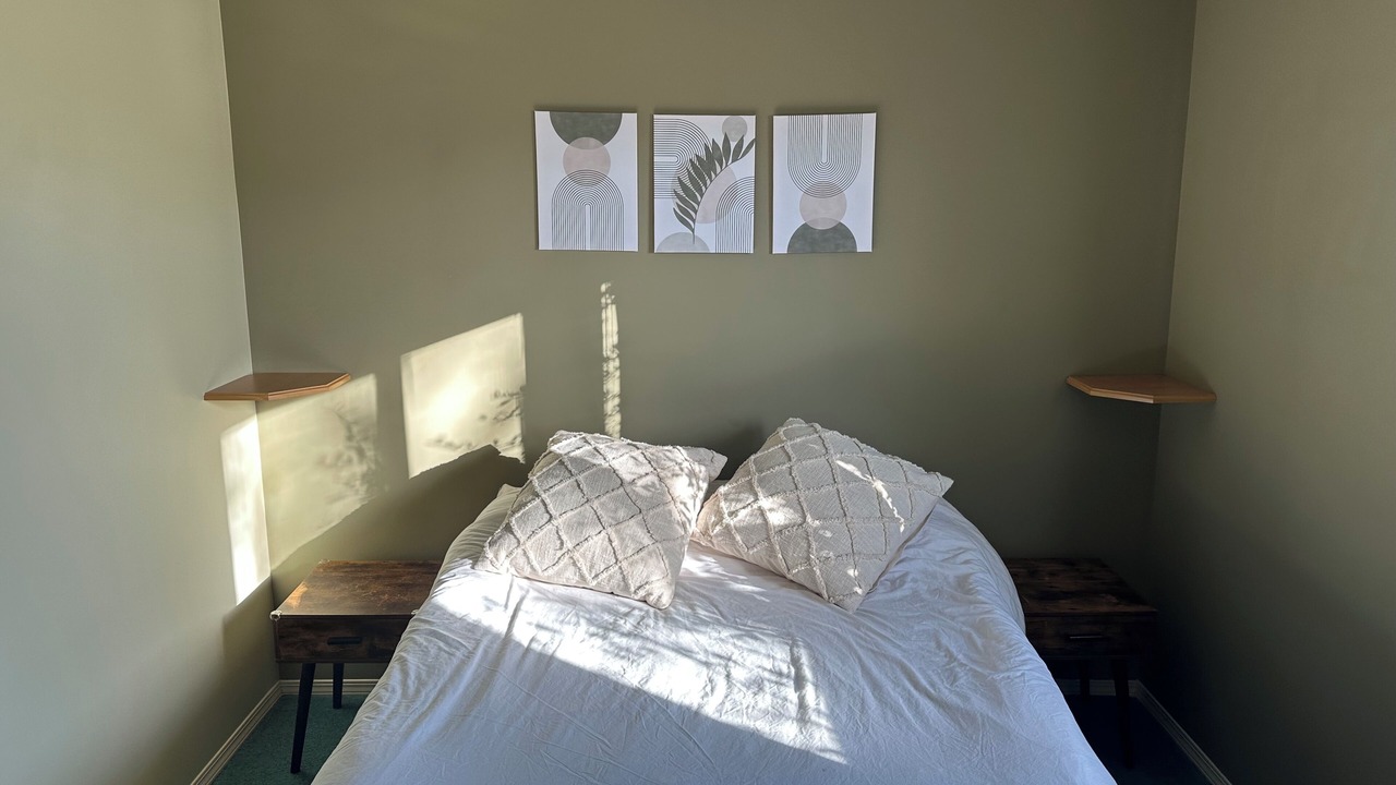 Photo of Bedroom in Victoria