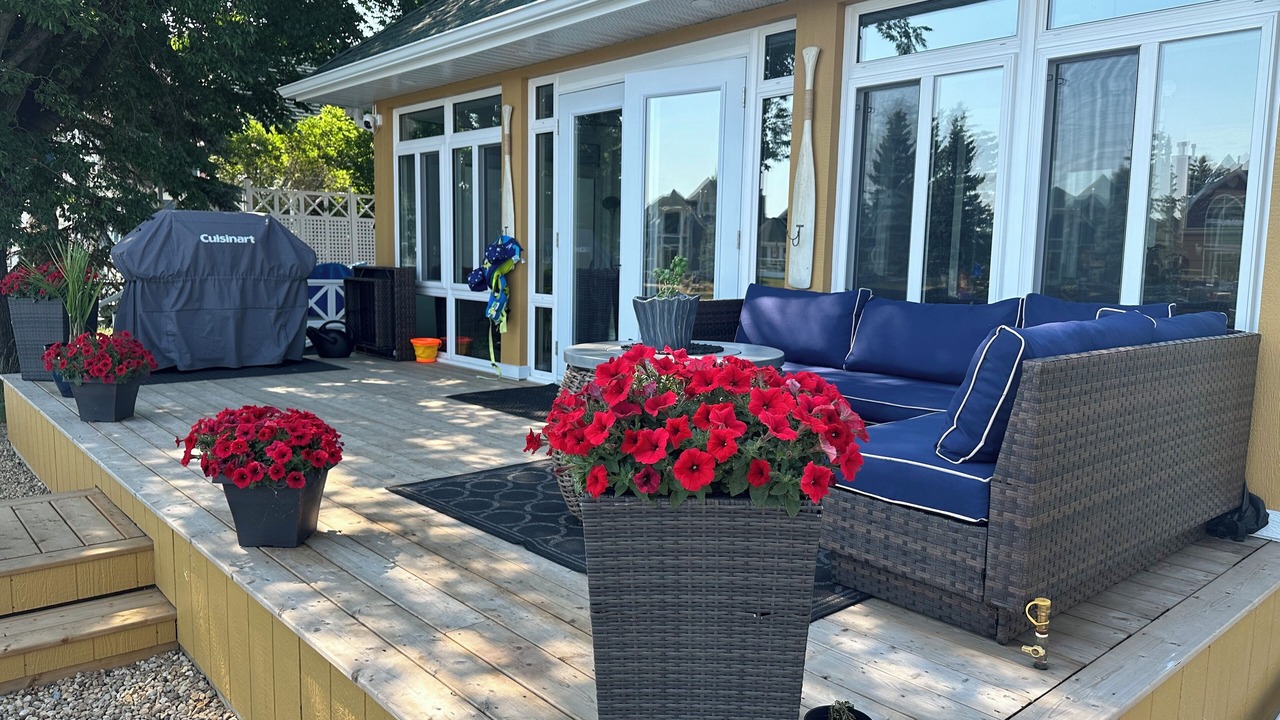 Photo of Patio Balcony in Markerville