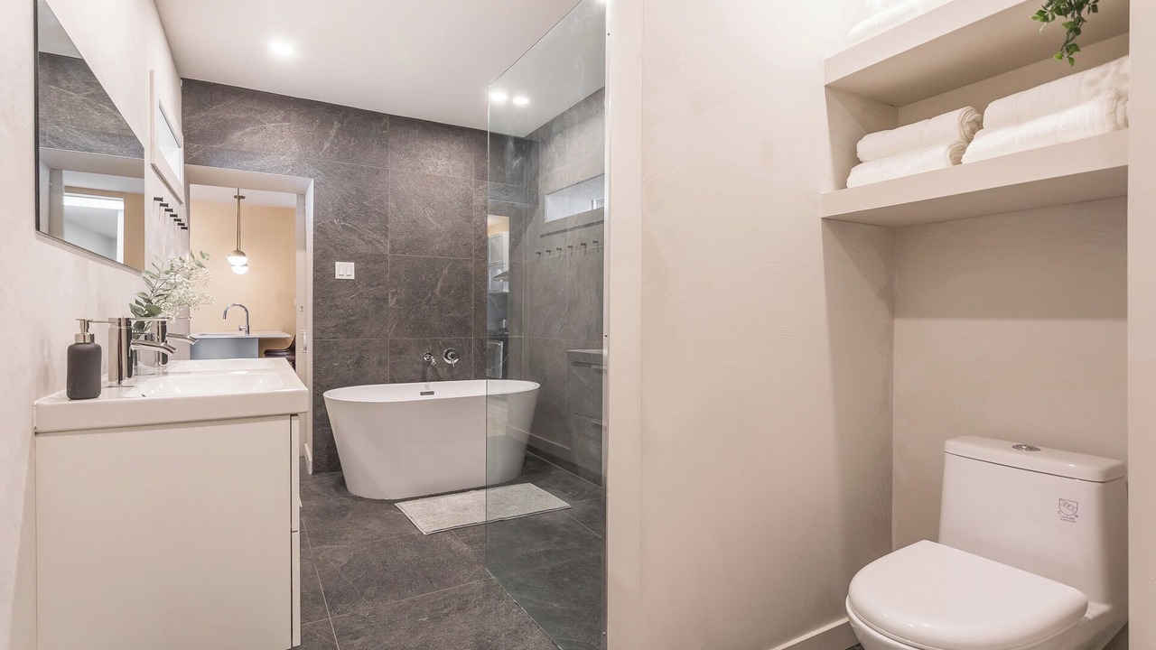 Photo of Bathroom in Hochelaga-Maisonneuve