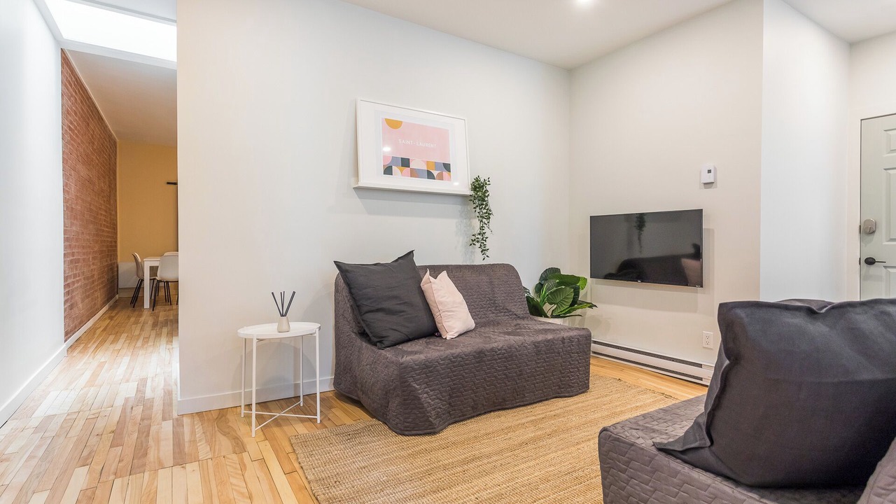 Photo of Livingroom in Hochelaga-Maisonneuve