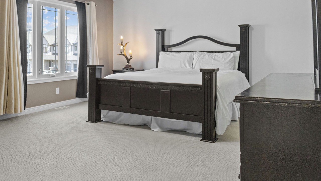 Photo of Bedroom in Thorold