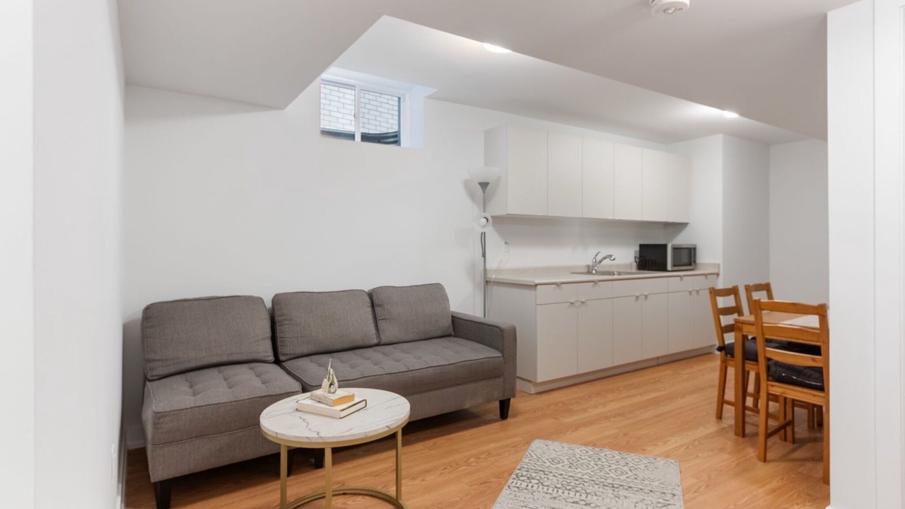Photo of Livingroom in Markham