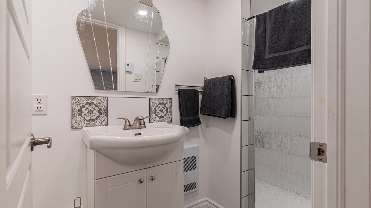 Photo of Bathroom in Cote-Saint-Paul