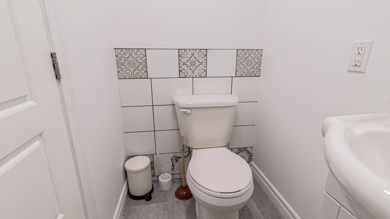 Photo of Bathroom in Cote-Saint-Paul