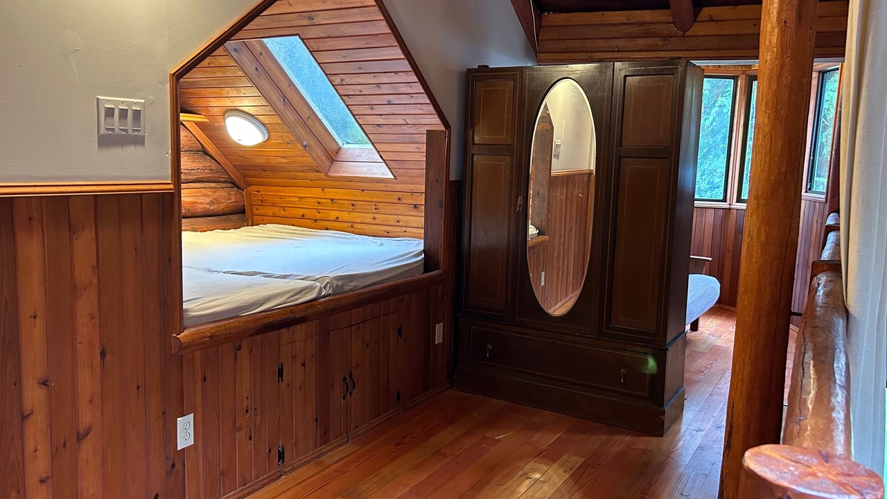 Photo of Bedroom in Fraser Valley Regional District