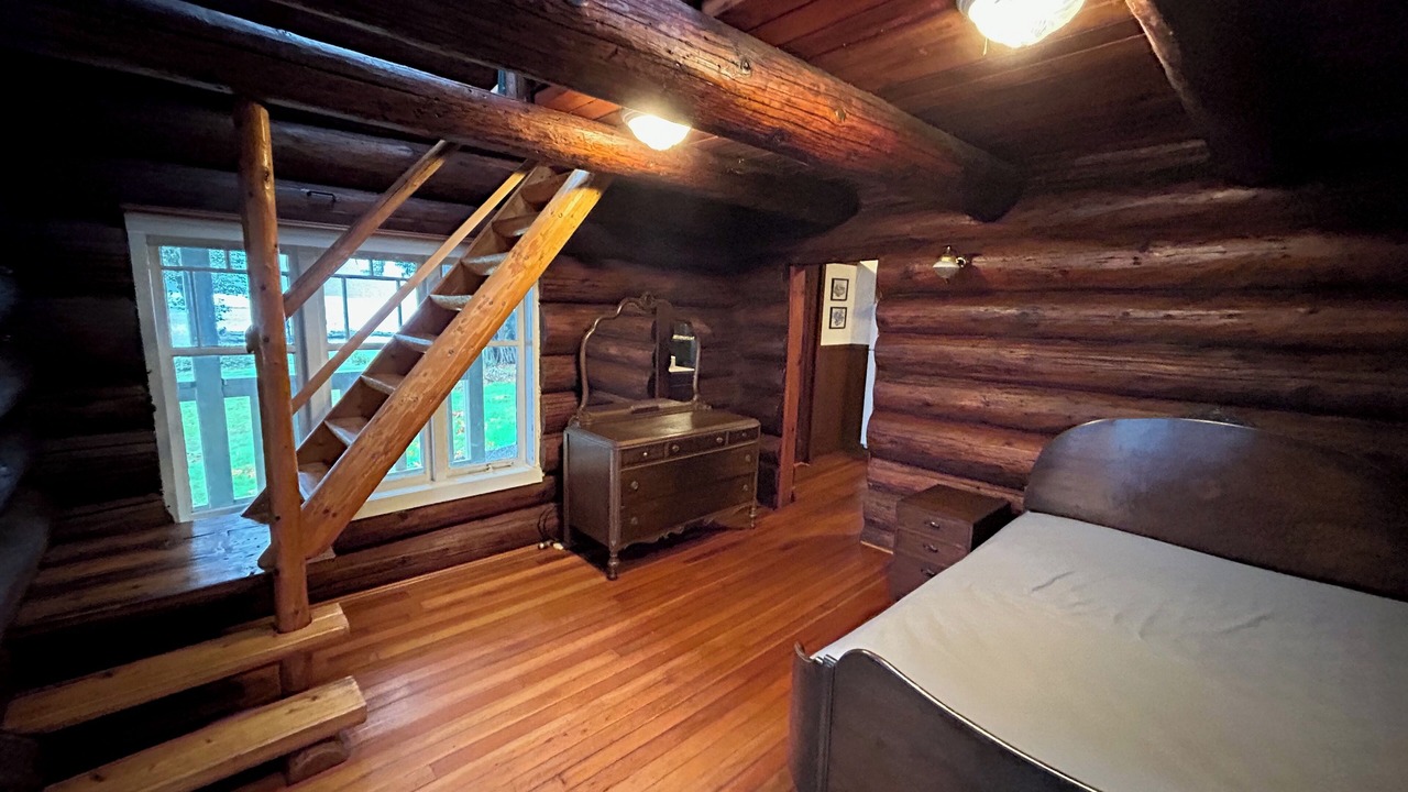 Photo of Bedroom in Fraser Valley Regional District