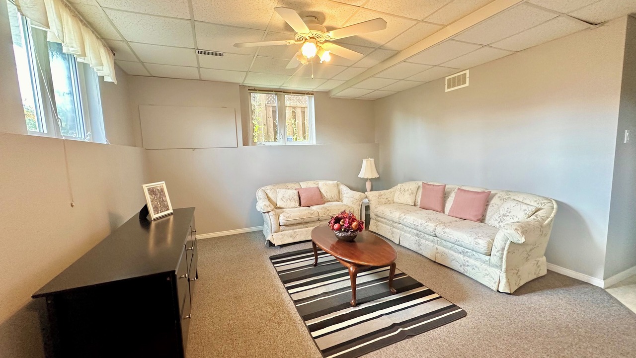 Photo of Livingroom in Chapel Hill South
