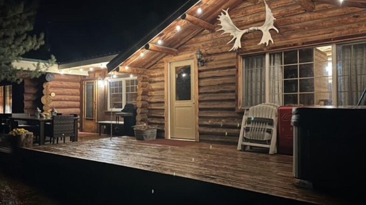 Photo of Patio Balcony in Nimpo Lake