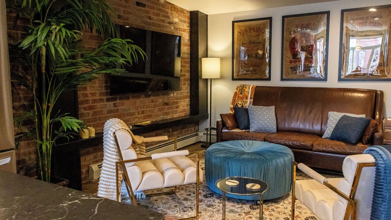 Photo of Livingroom in Lacombe