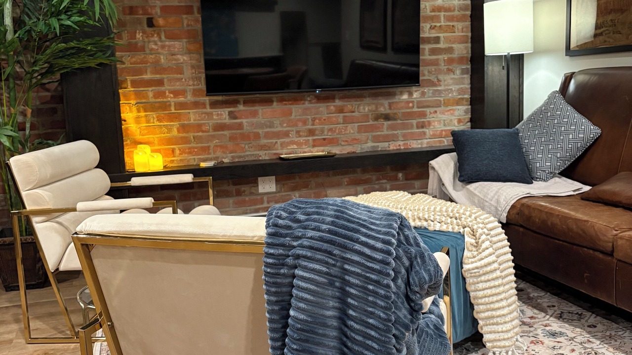 Photo of Livingroom in Lacombe