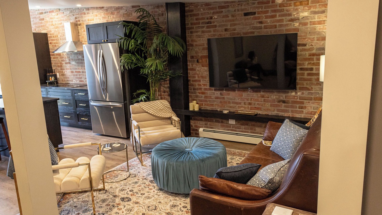 Photo of Livingroom in Lacombe