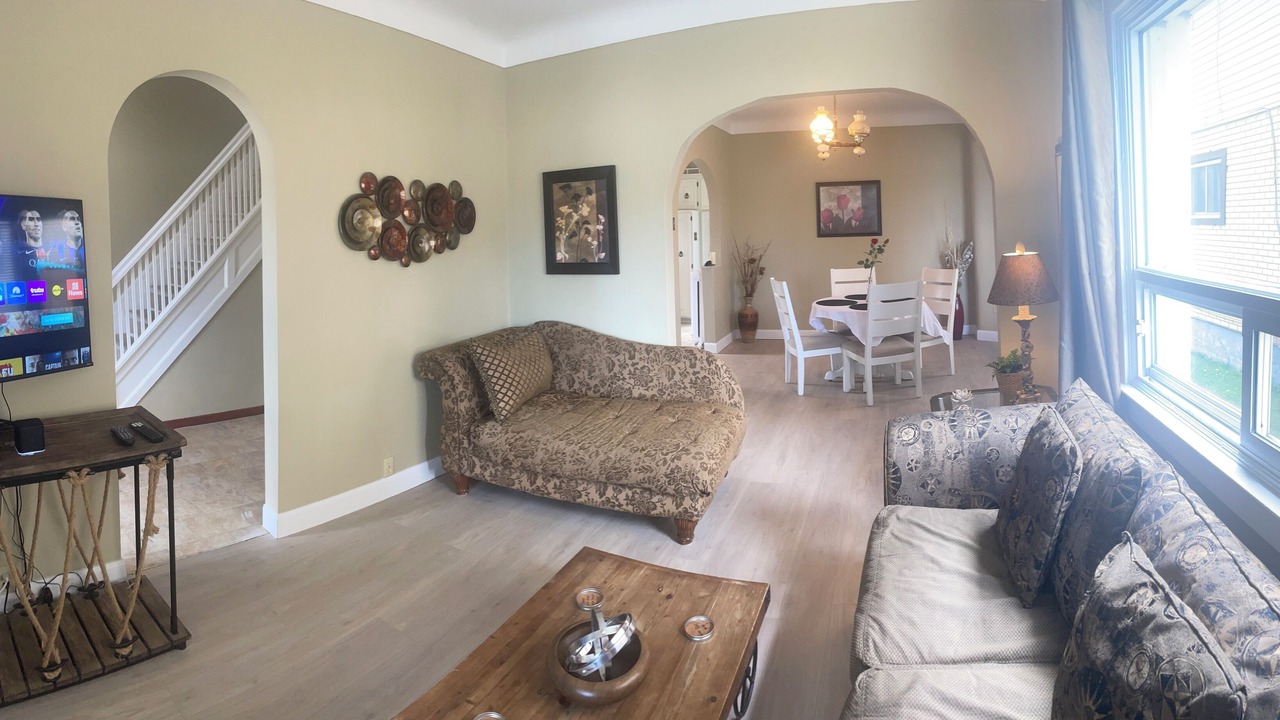 Photo of Livingroom in Niagara Falls