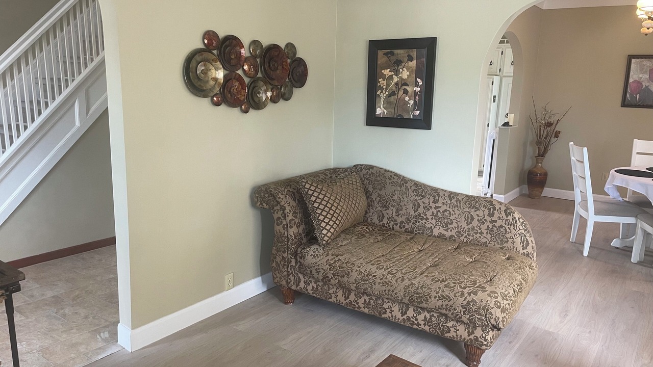 Photo of Livingroom in Niagara Falls