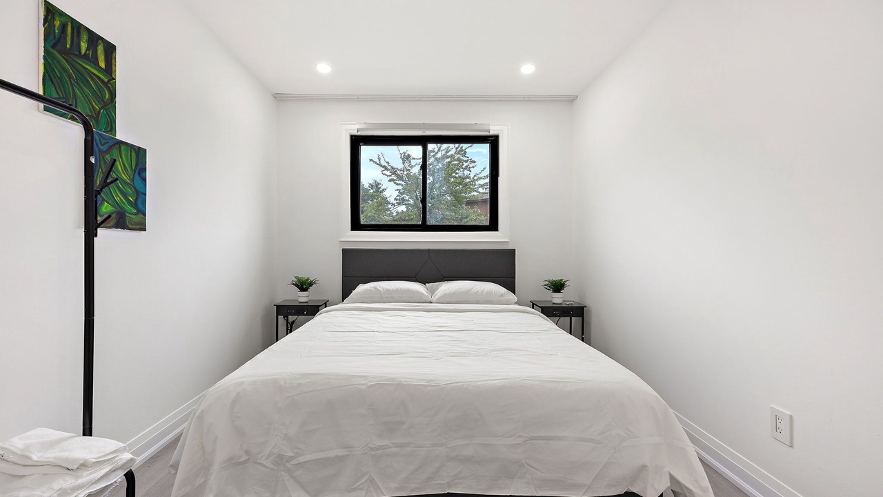 Photo of Bedroom in Jane and Finch