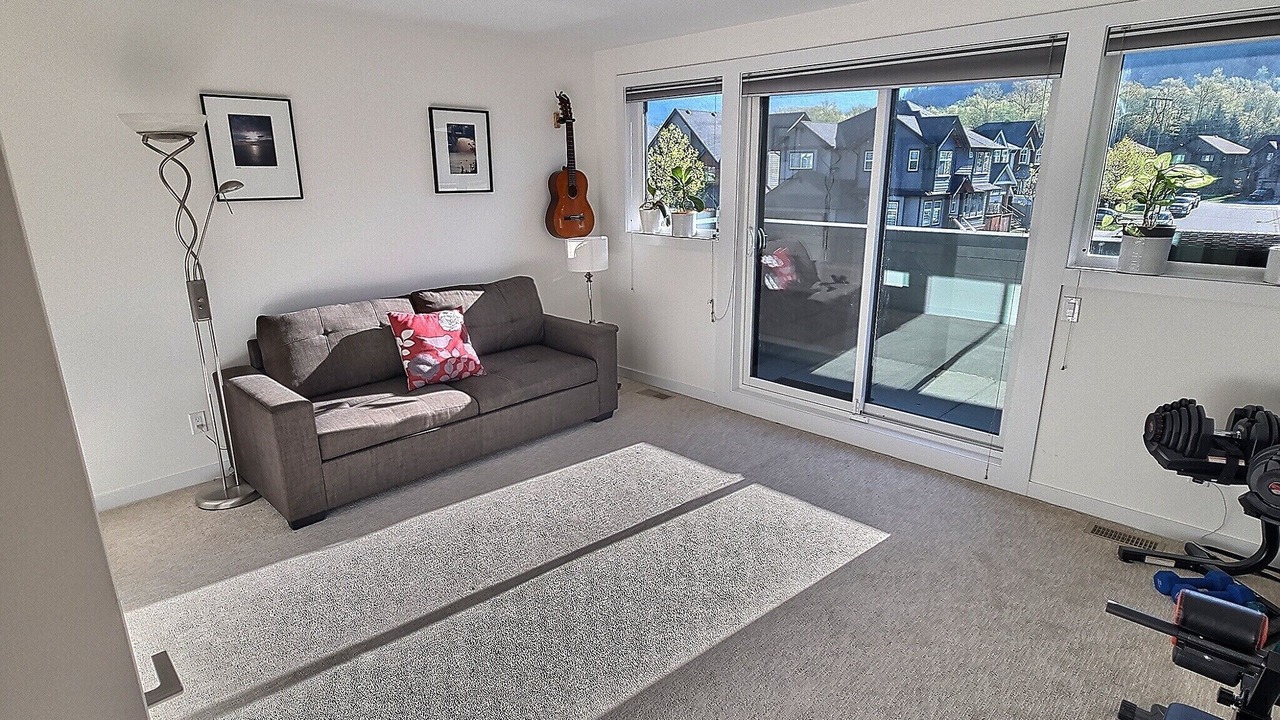 Photo of Livingroom in Squamish