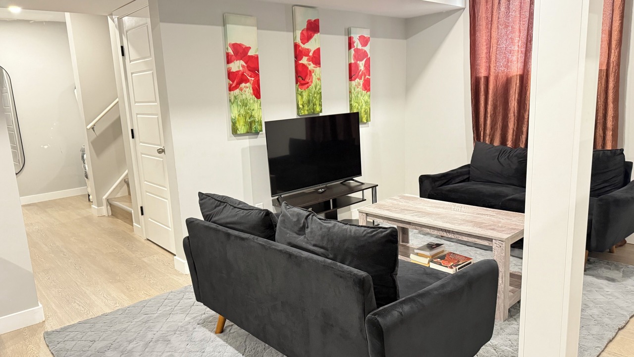 Photo of Livingroom in Airdrie
