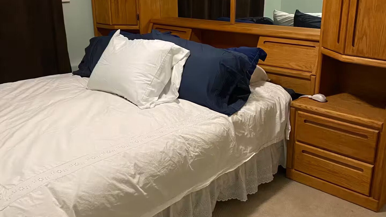 Photo of Bedroom in Cowichan Bay