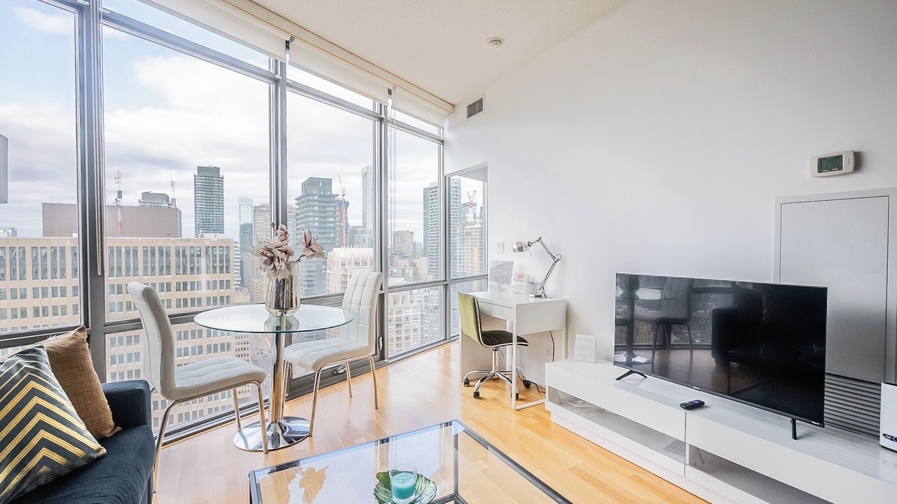 Photo of Livingroom in Bay Cloverhill