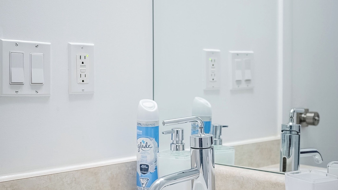 Photo of Bathroom in Bay Cloverhill