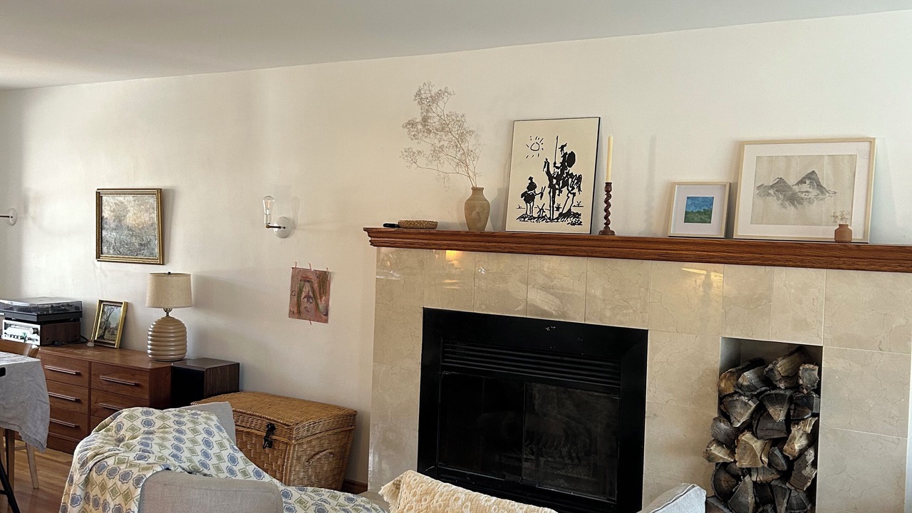Photo of Livingroom in Northwest Calgary